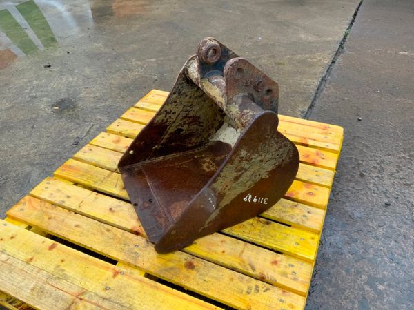 ***18" MINI DIGGER BUCKET....30mm.......#4582/1* 235157781
