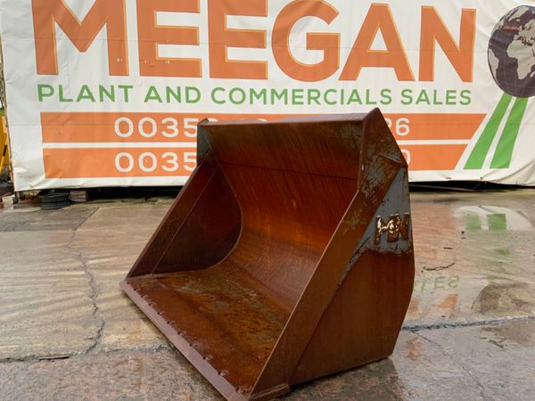 67" MN FRONT BUCKET.....WHEELED LOADER....1372 235606395