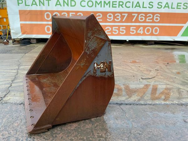 67" MN FRONT BUCKET.....WHEELED LOADER....1372 235606396
