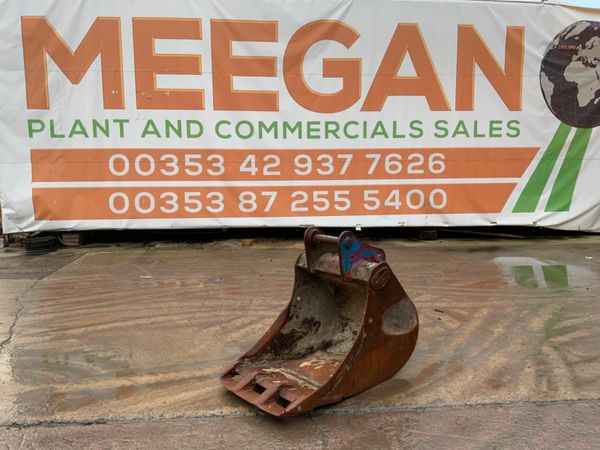 *** 24" GEITH DIGGING BUCKET....45mm.....#4501**. 235627601