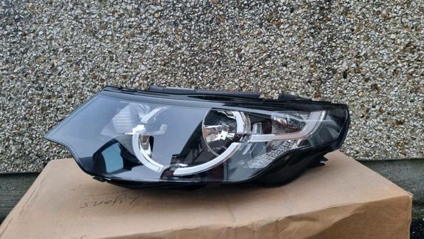 Land Rover Discovery Sportleft headlight