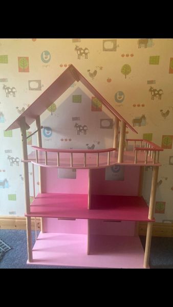Children’s wooden dollhouse
