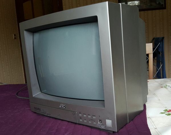 Monitor- Multi-System  NTSC