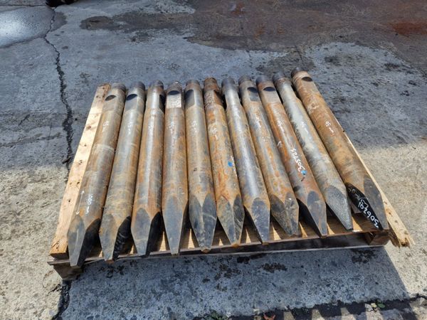 ** BRAND NEW CHISEL TO SUIT 13 TON BREAKER / HAMM 230353897