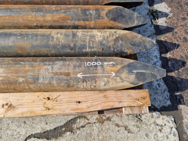 ** BRAND NEW CHISEL TO SUIT 13 TON BREAKER / HAMM 230353900