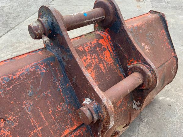 *** 72" GRADING BUCKET....80m PINS *** 230977151