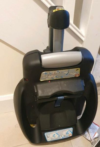 Isofix base done deal sales