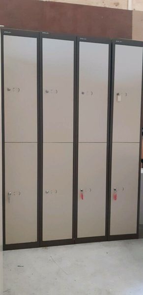 Bisley Lockers With Keys. Excellent Condition.