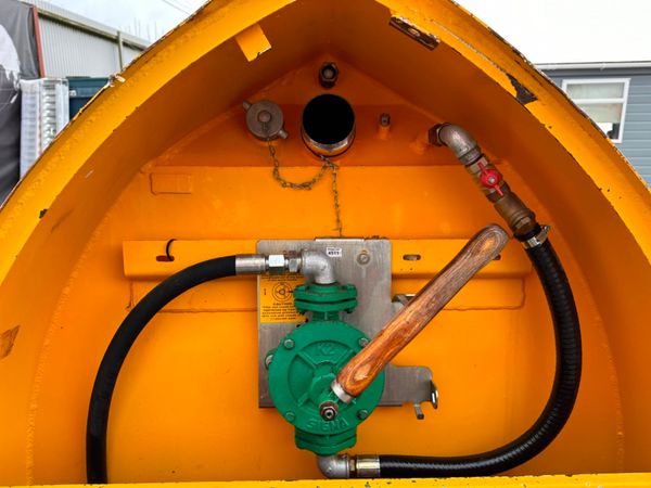 ** western 950 litre fuel bowser bunded .... 982 246013143