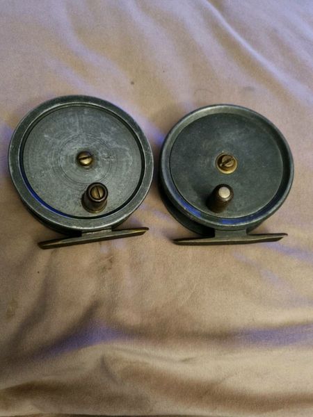 3 1/8" early vintage fly reels x2