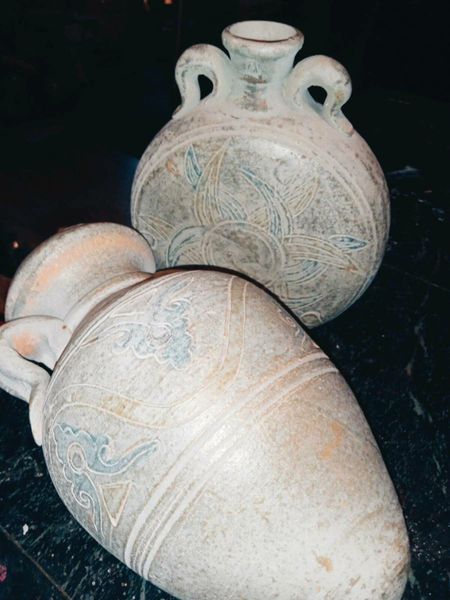 Unique Unglazed terracotta pilgrim flask, amphora