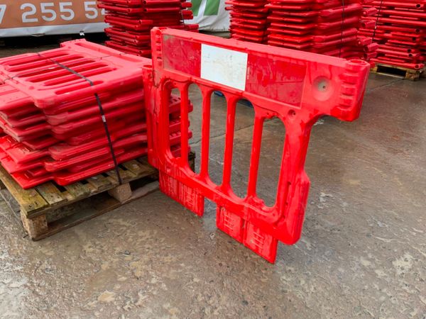 *** PVC PEDESTRIAN SAFETY BARRIERS *** 248451892