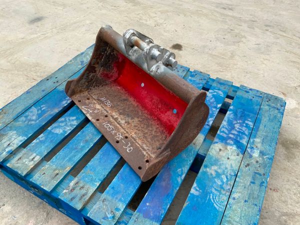 *** 24" MINI DIGGER BUCKET.......,,,,30mm PINS *** 249180906
