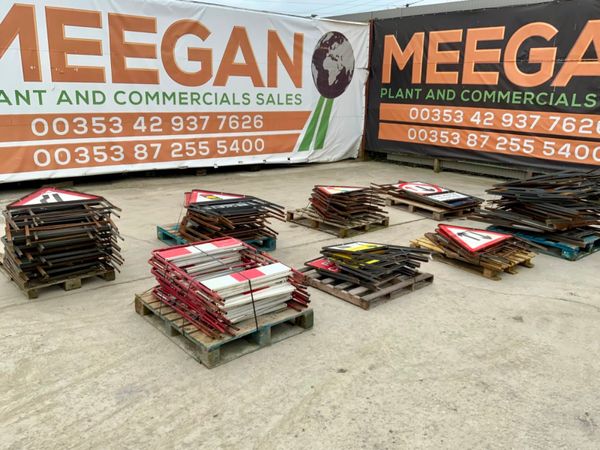 FOLDING FRAME ROAD WORK SIGNS. 249283684