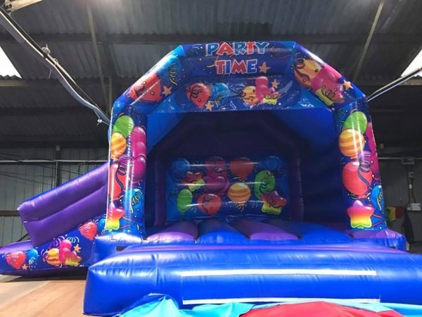 Bouncy Castles with slide Brand new 2023