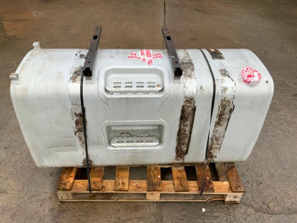 Volvo FH13 Version 3 Diesel Tank..long Wheel Base. 249875977