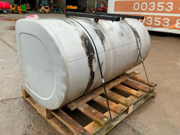 Volvo FH13 Version 3 Diesel Tank..long Wheel Base. 249875978