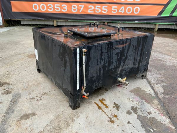 1200 litre...FUEL BOWSER / STORAGE CUBE .......630 240272417