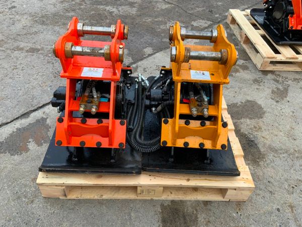 BLK WACKER / COMPACTION PLATE......45MM PINS 240307329