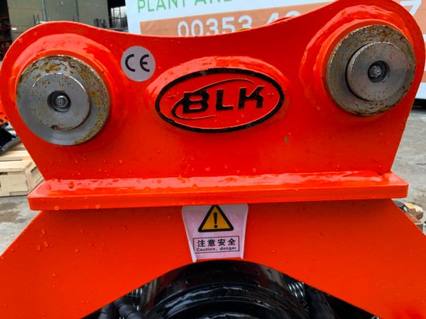 BLK WACKER / COMPACTION PLATE......45MM PINS 240307331