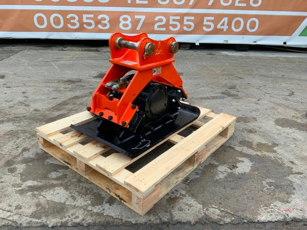 BLK WACKER / COMPACTION PLATE......45MM PINS 240307347