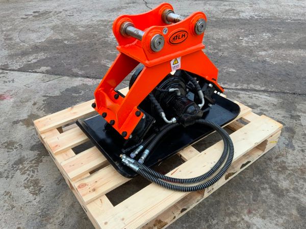 BLK WACKER / COMPACTION PLATE......45MM PINS 240307341