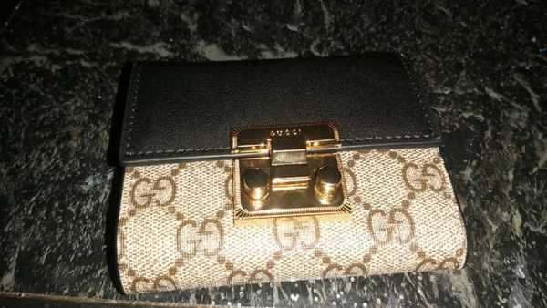 new leather GUCCI purse