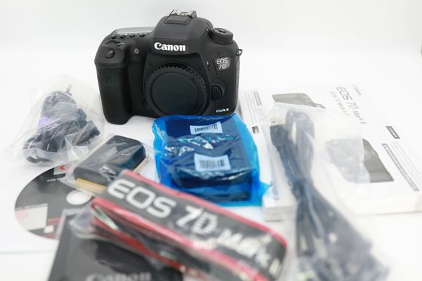 Canon EOS 7D Mark II (MK 2) DSLR Camera