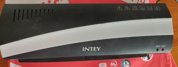 INTEY A3 hot and cold laminator plus extras
