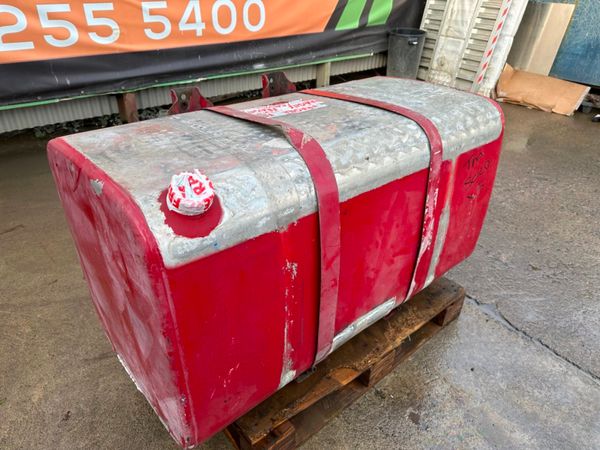 Lorry truck diesel fuel tank 243207371