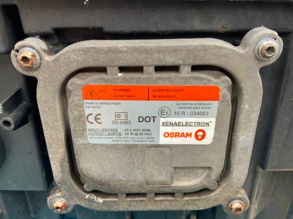 Volvo FH16 Version 4 Bonnet / Zenon Lights Parts. 255094919