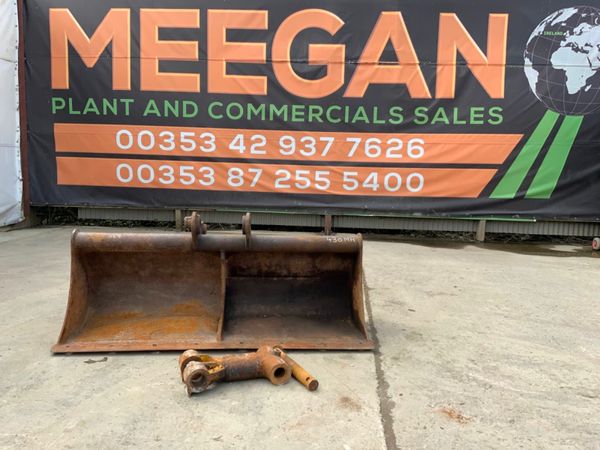 BUCKET LINKAGE ATTACHMENT.....65mm PINS ...13t 255117888