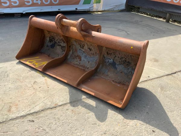 84" TIGHE GRADING BUCKET...80mm PINS......16B. 255765006