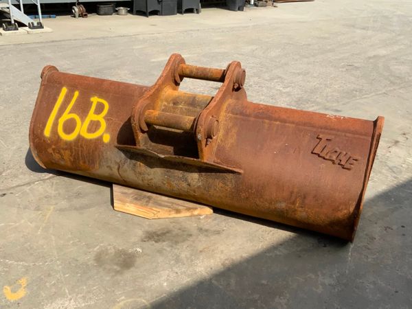 84" TIGHE GRADING BUCKET...80mm PINS......16B. 255765001