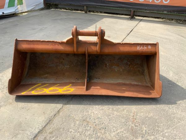 84" SCOTT GRADING BUCKET....80mm PINS.....1666. 255775060