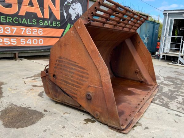 HI TIP shovel WHEELED LOADER BUCKET......1660. 256022767