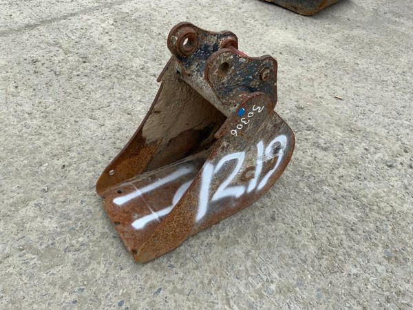 12" KEEN DIGGING BUCKET.....30mm PINS....1219/12 256438692