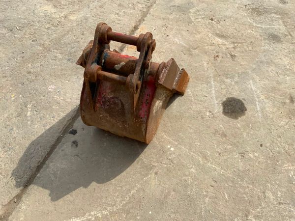 12" MINI DIGGER BUCKET.......30mm PINS.....1220/3 256449899