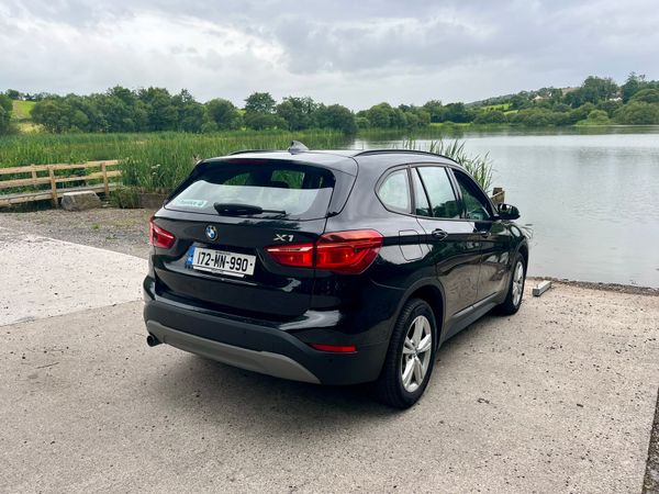 New model BMW X1 automatic 256807601