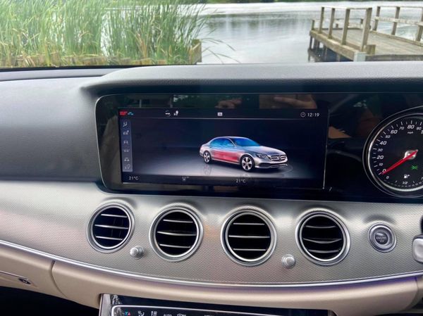 Stunning Mercedes E350 256839425