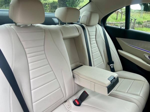 Stunning Mercedes E350 256839429