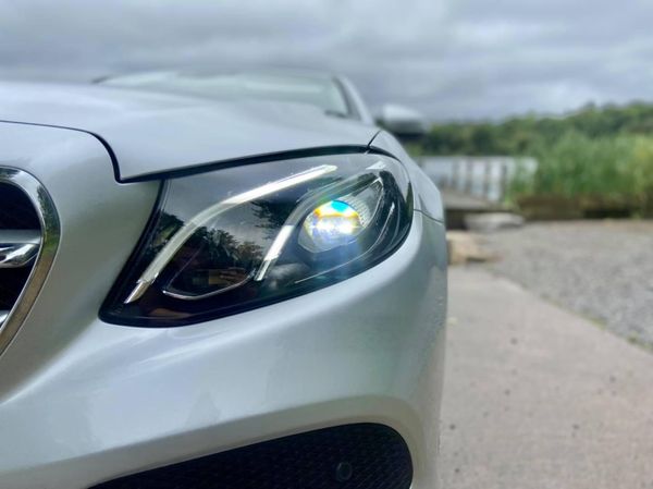 Stunning Mercedes E350 256839420