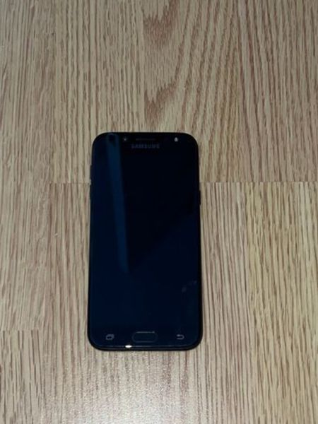 Samsung Galaxy J5 Phone