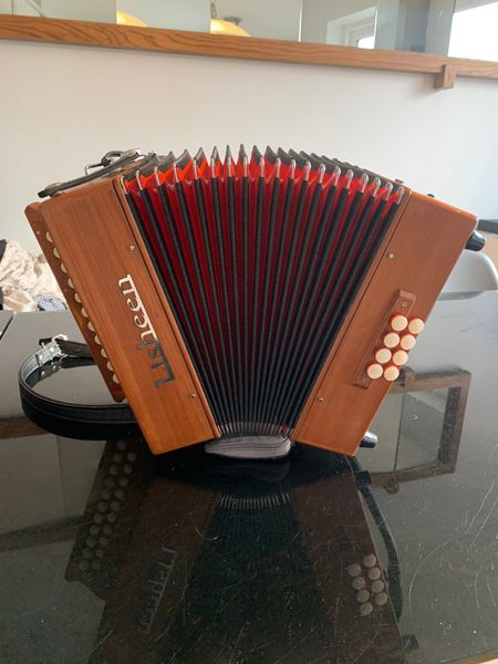 Accordion. Lisheen BC two voice