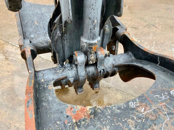 OVERSIZED HYDRAULIC LOG GRAB, GRAPPLE. 251179353