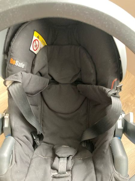 Be Safe car seat and 2 isofix bases