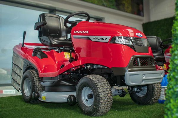 Honda hf 2417 hme best sale lawn tractor