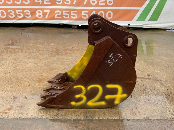 24" DIGGING BUCKET........80mm PINS.......327 253734664