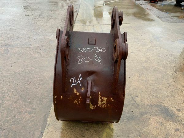 24" DIGGING BUCKET........80mm PINS.......327 253734662
