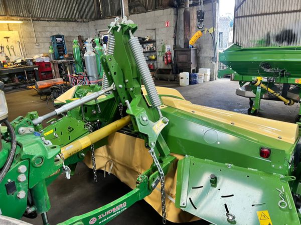 Krone F320 Cv mower ** 0% Finance 253946094